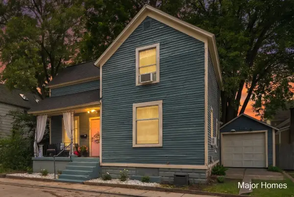 323 Robey Place SE, GrandRapids, MI 49506
