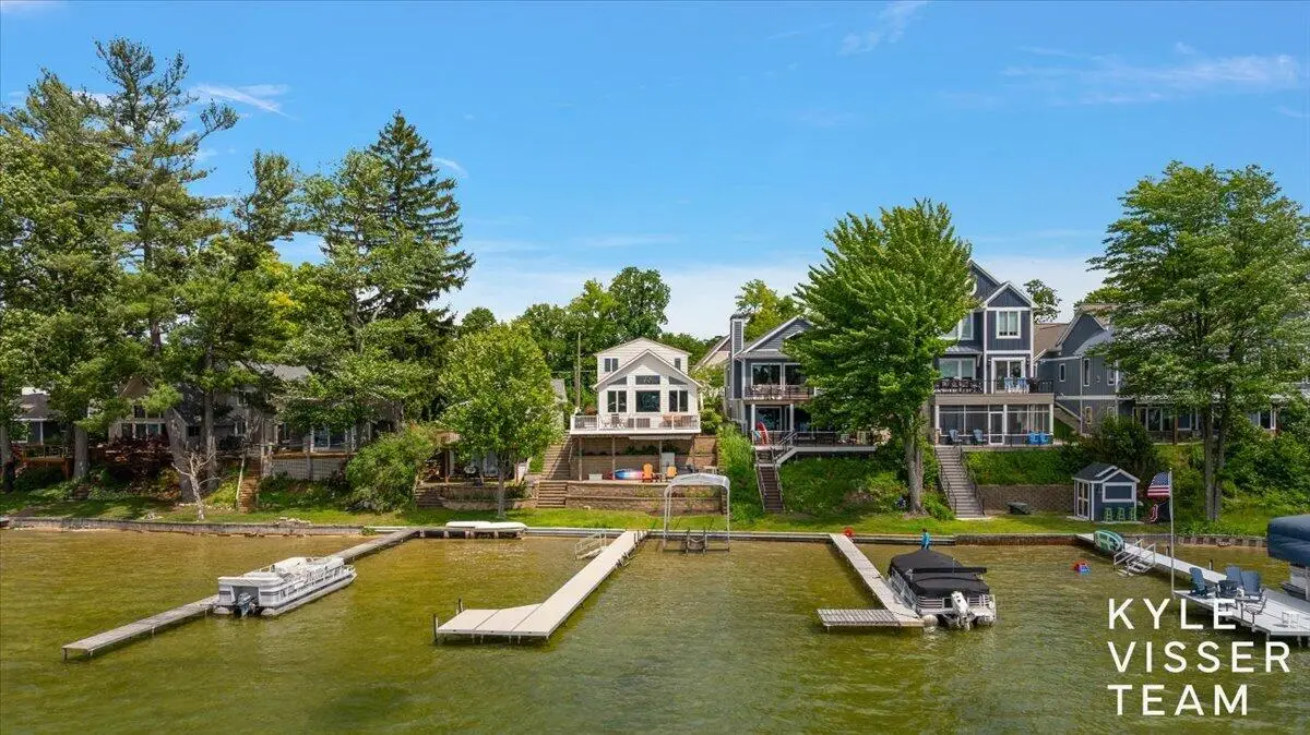7007 Goldenrod Avenue NE, Rockford, MI 49341 - #1