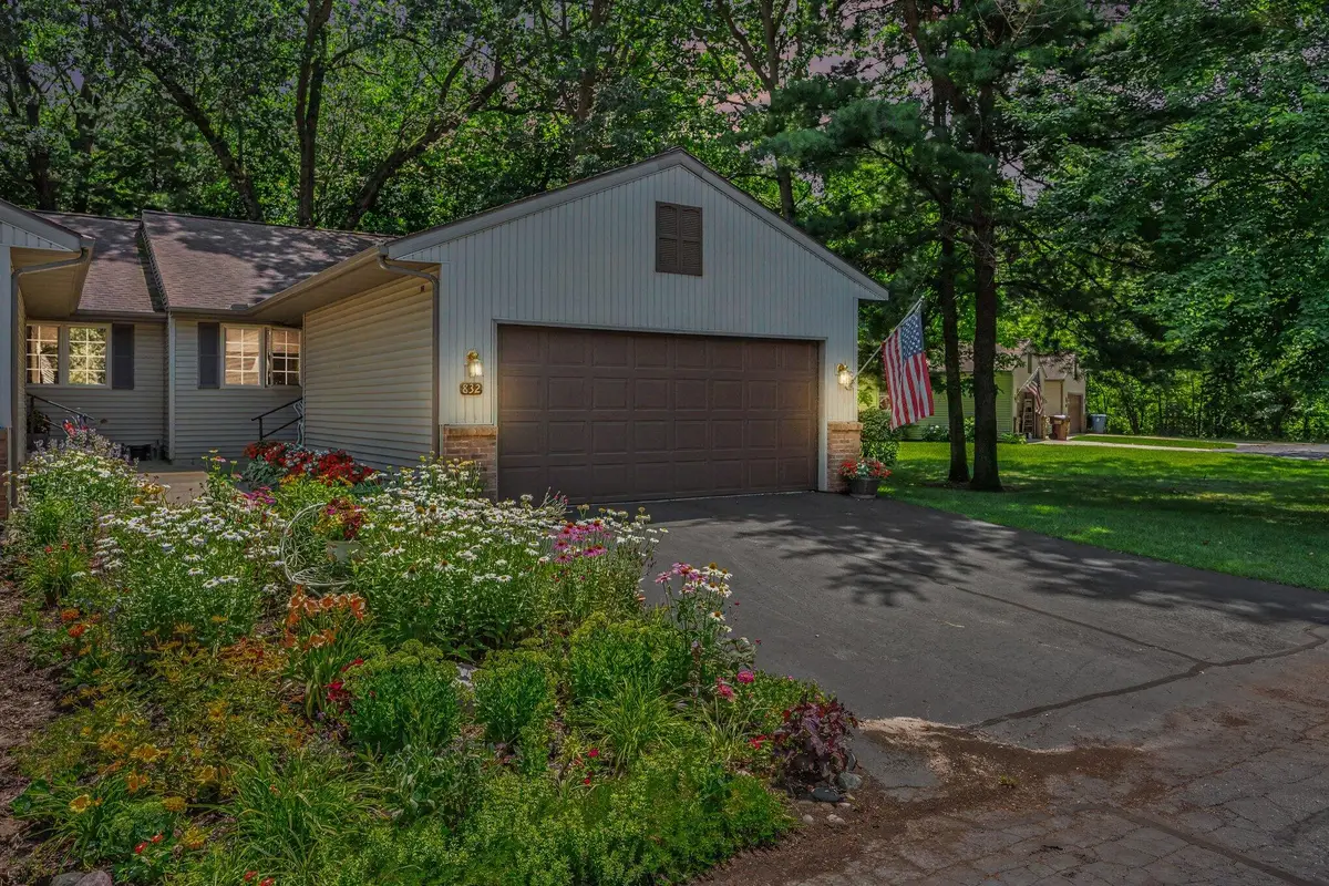 832 Highbanks Drive Unit: 19, Allegan, MI 49010 - #1