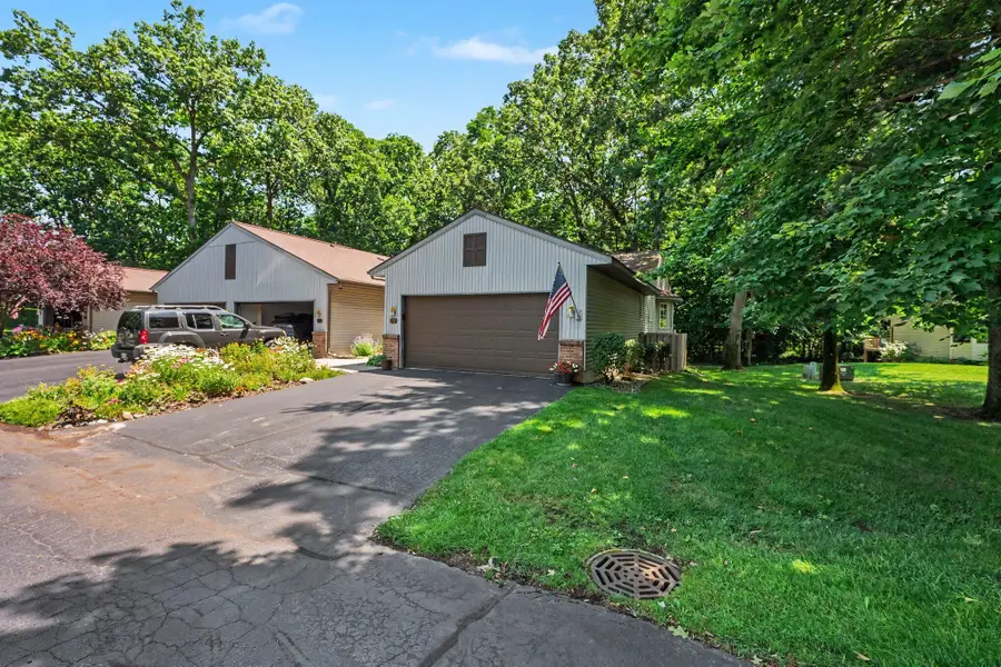 832 Highbanks Drive Unit: 19, Allegan, MI 49010 - #2