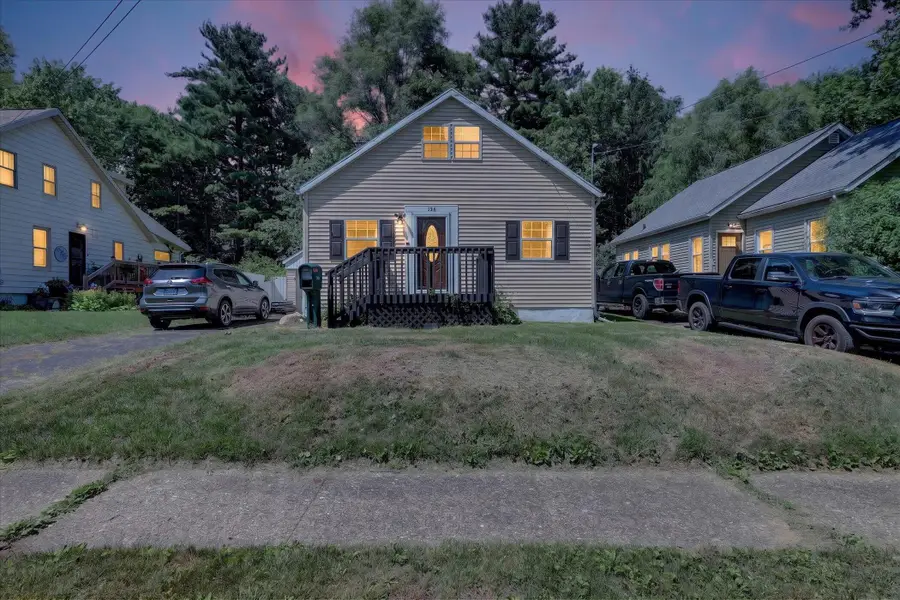 196 W Pitman Avenue, Battle Creek, MI 49017 - #2