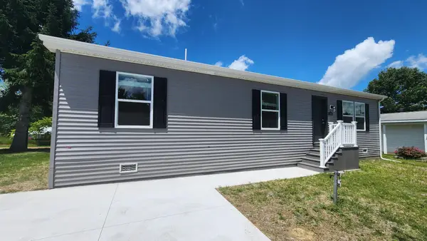 4662 Circle Inn Drive Unit: 17, Shelbyville, MI 49344