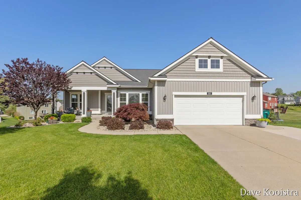1011 Dreamfield Drive SE, Byron Center, MI 49315 - #1