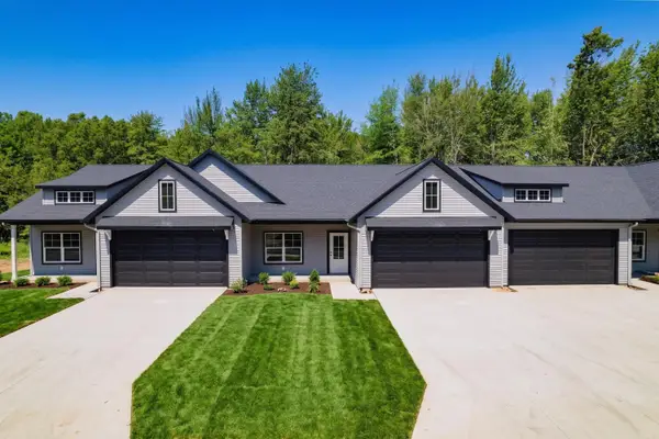 17426 Ridge Avenue, Ferrysburg, MI Yes