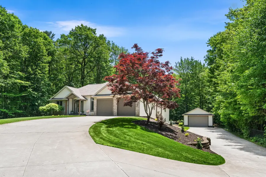 16528 Hemlock Drive, Spring Lake, MI 49456 - #2
