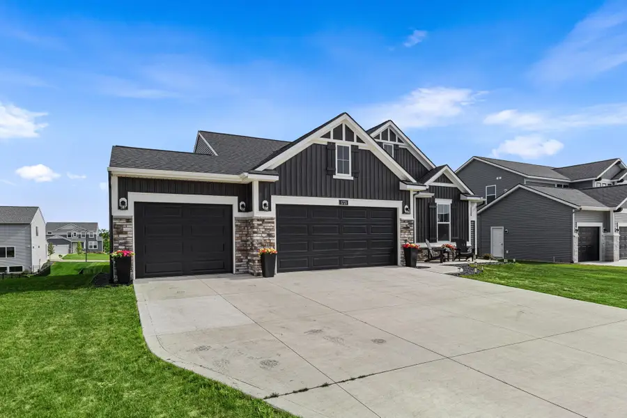 1721 Julienne Court SW, Byron Center, MI 49315 - #3