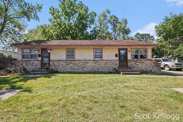 1330-1332 36th Street SW, Wyoming, MI 49509
