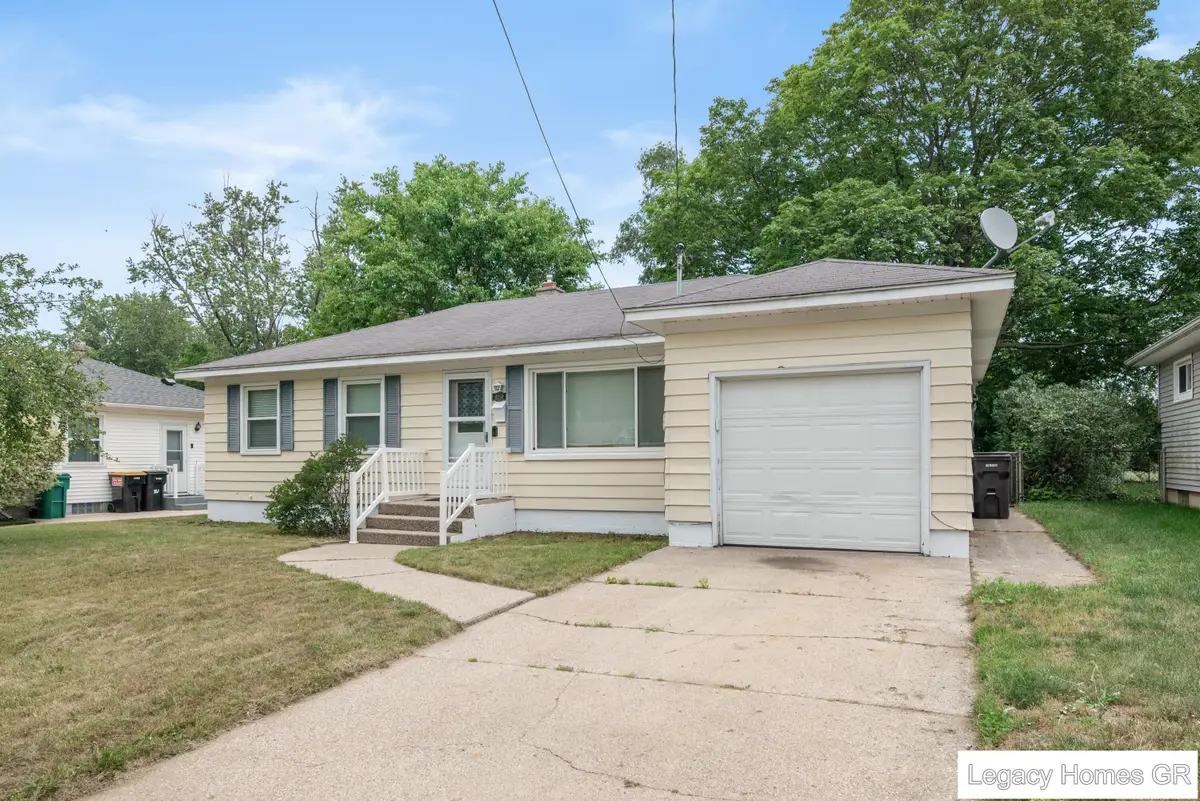 4250 Illinois Avenue SW, Wyoming, MI 49509 - #1