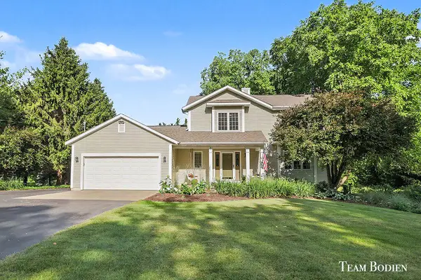 8925 Shaner Avenue NE, Rockford, MI 49341
