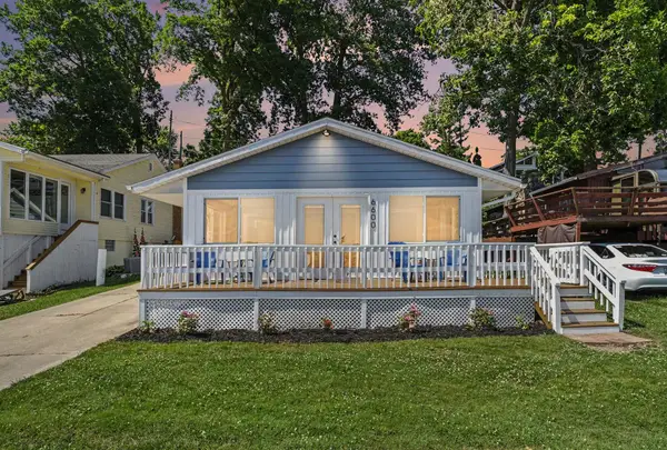6600 Shoreline Court, Saranac, MI 48881