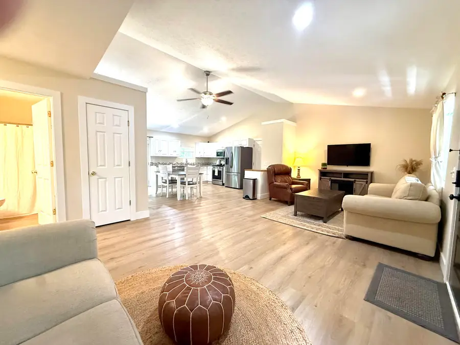 19390 Timberland Drive, Reynolds, MI 49329 - #2