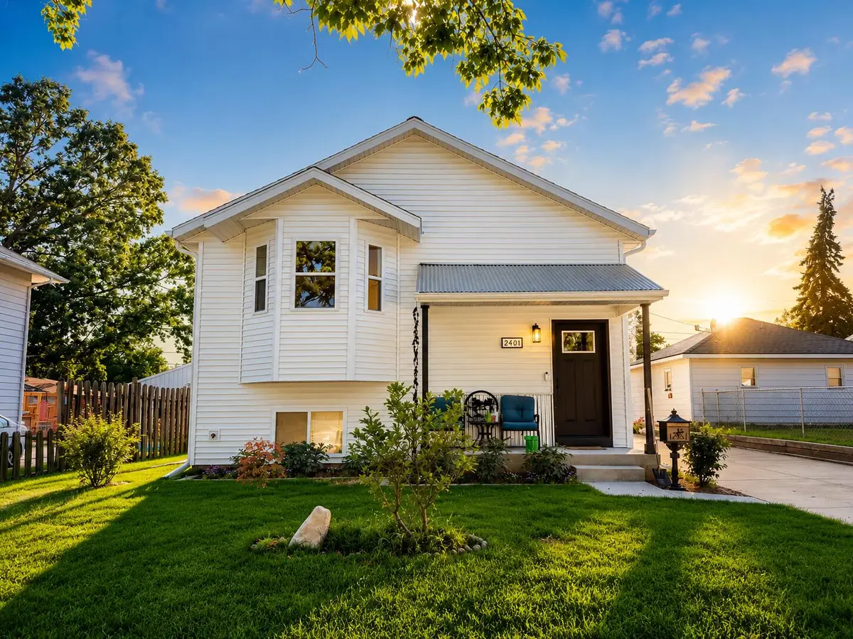 2401 Lamar Avenue SW, Wyoming, MI 49519 - #1
