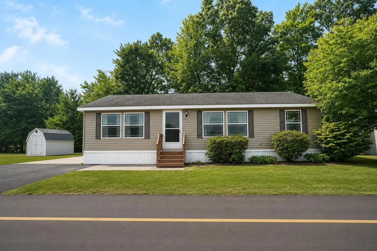 530 E Rainbow Road, Newaygo, MI 49337 - #1