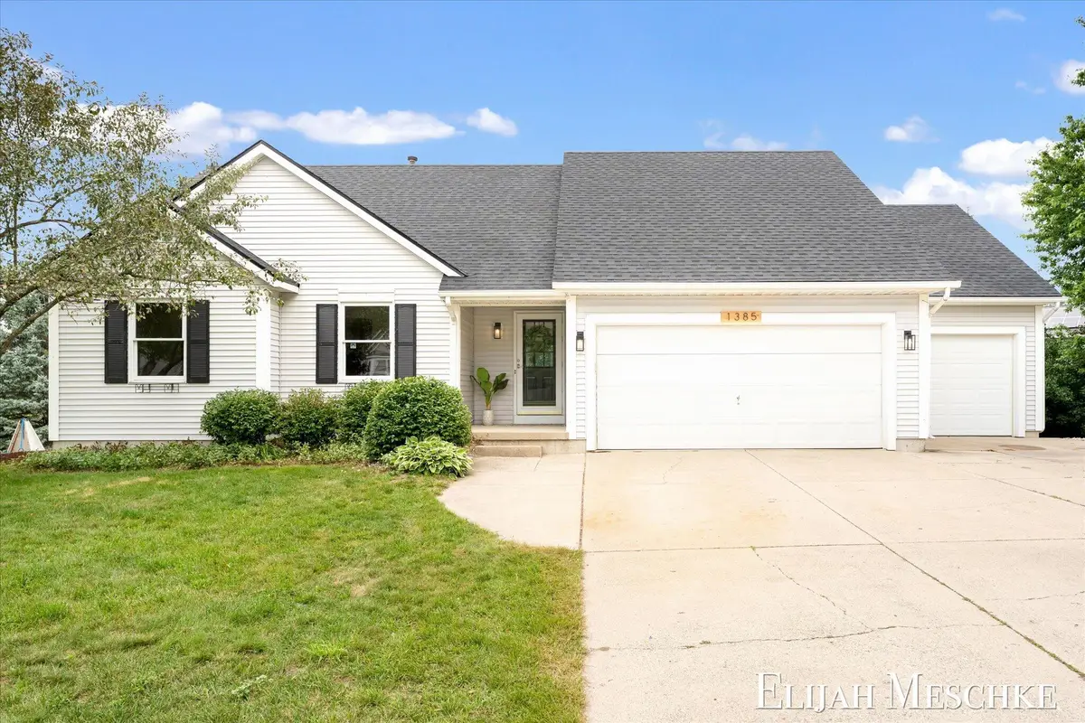 1385 Shaw Court NE, Rockford, MI 49341 - #1