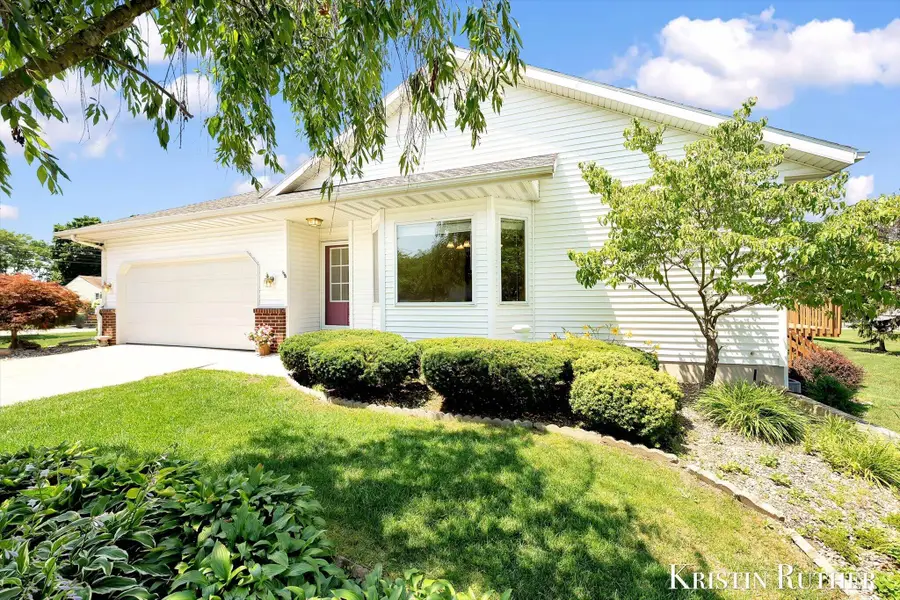 3843 44th Street SW, Grandville, MI 49418 - #2