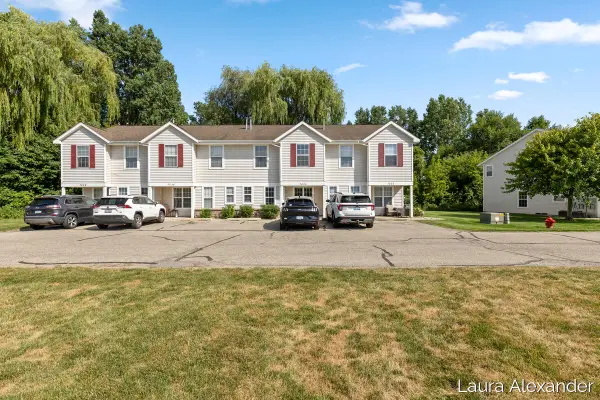 7034 S Cannon Place Drive NE Unit: 29, Rockford, MI 49341