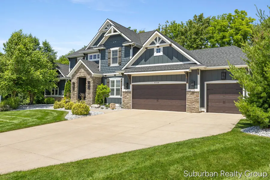 5759 Stonebridge Drive SW, Grandville, MI 49418 - #2