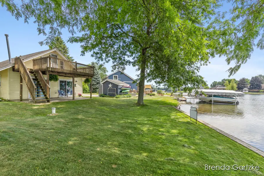 8836 W Suwanee Trail, Winfield, MI 49329 - #2