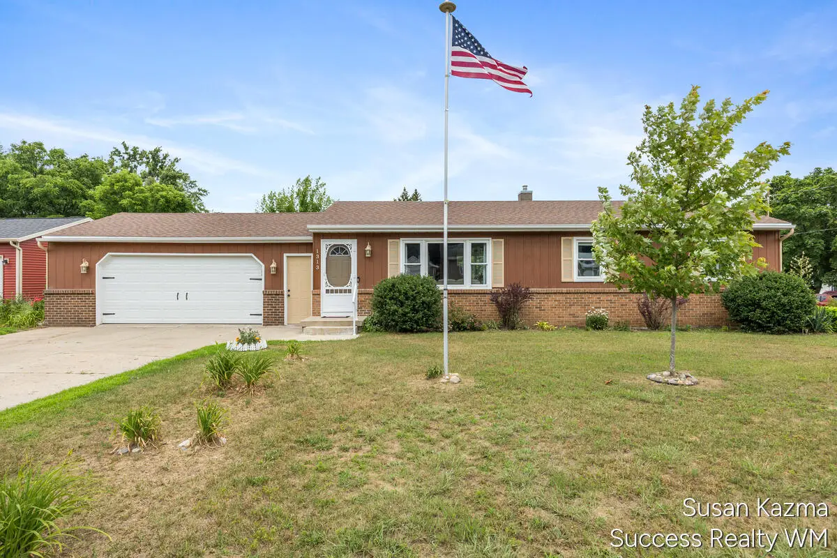 1313 Brookridge Street SE, Kentwood, MI 49508 - #1