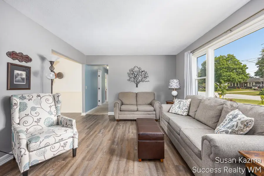 1313 Brookridge Street SE, Kentwood, MI 49508 - #2