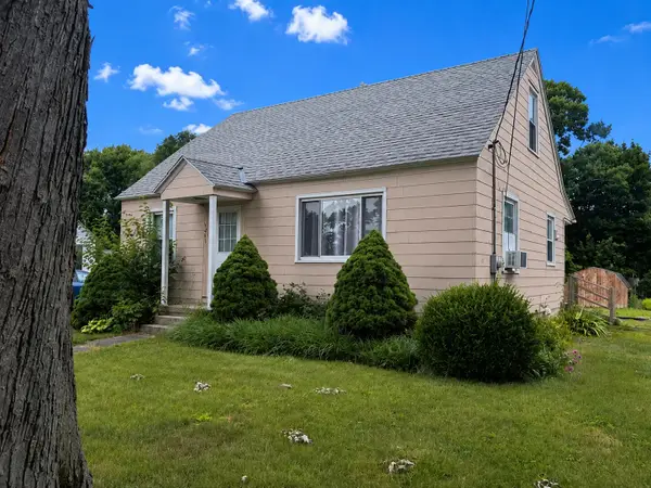 1095 Vos Street, Jenison, MI 49428