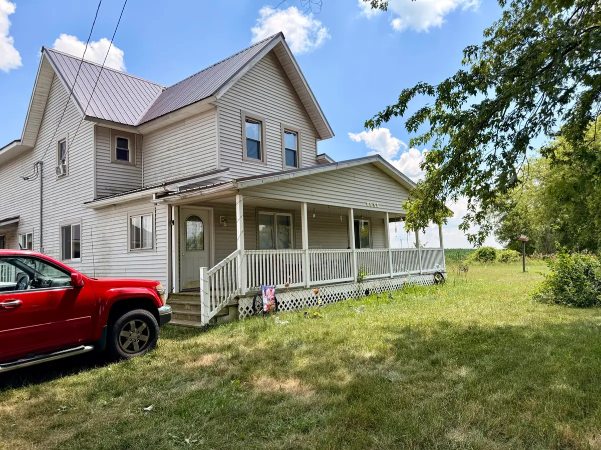 8565 S Mount Hope Road, Bloomer, MI 48811 - #1