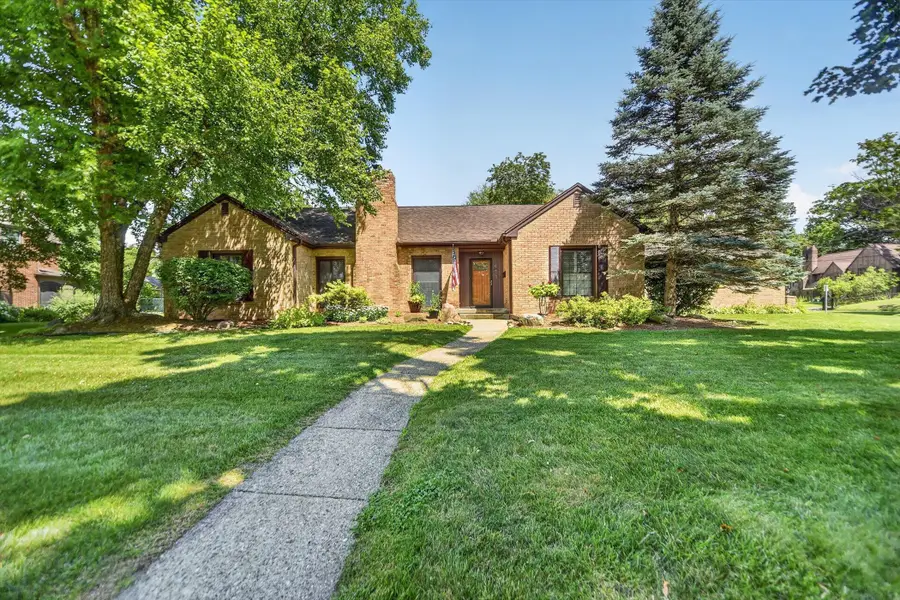411 S Higby Street, Jackson, MI 49203 - #2