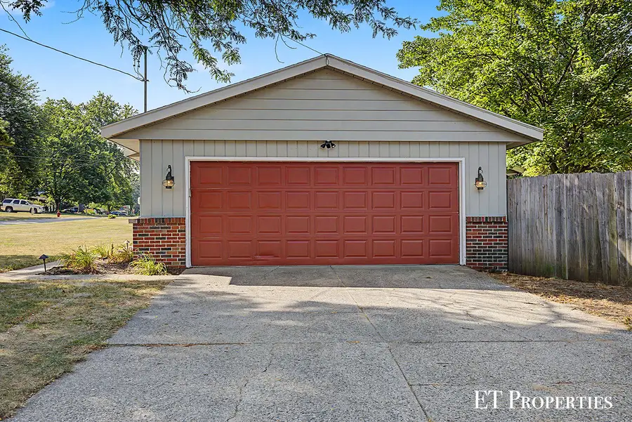 2440 Saratoga Drive NE, Grand Rapids, MI 49525 - #3
