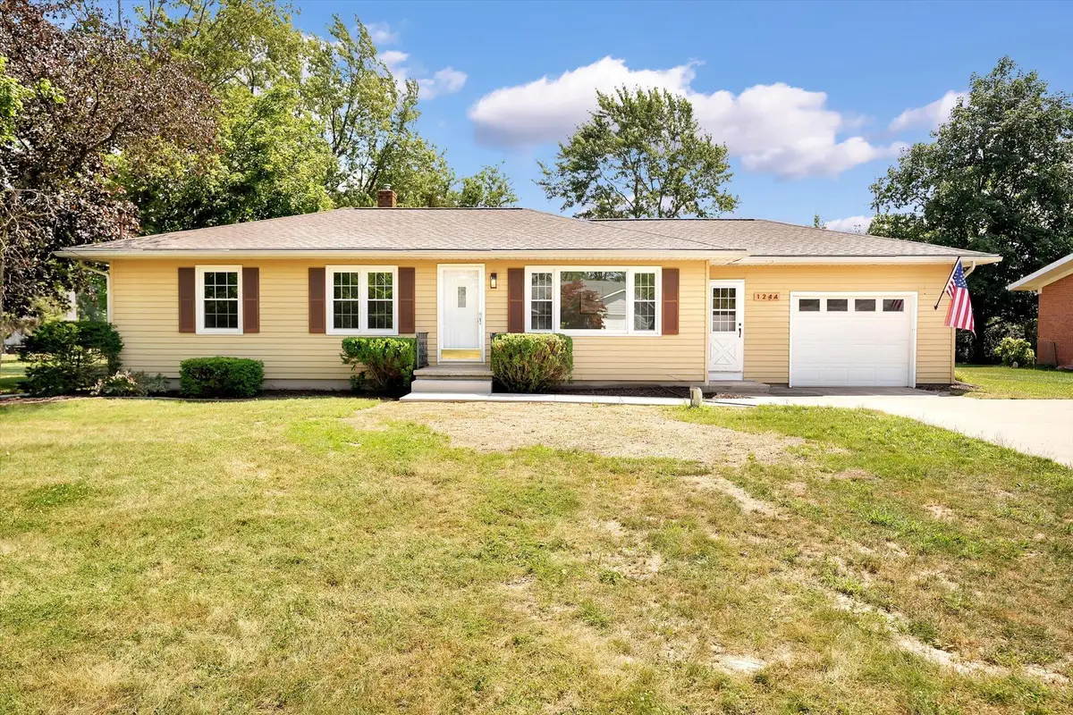 1244 Hillcrest Drive, Wayland, MI 49348 - #1