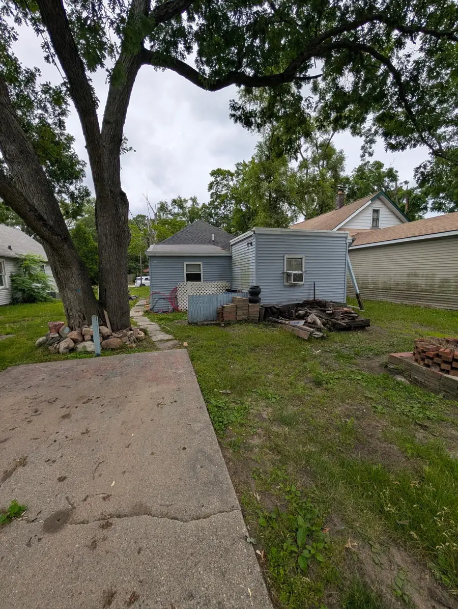 3021 Hoyt Street, Muskegon Heights, MI 49444 - #3