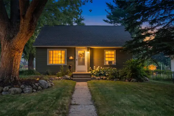 922 W Montcalm Street, Greenville, MI 48838
