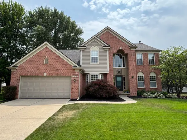 3870 Windwood Drive NE, Rockford, MI 49341