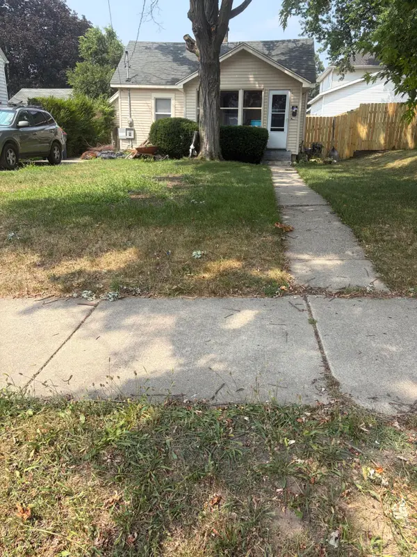 965 Garfield Avenue NW, GrandRapids, MI 49504