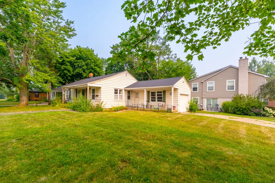 2505 Boston Street SE, East Grand Rapids, MI 49506 - #2