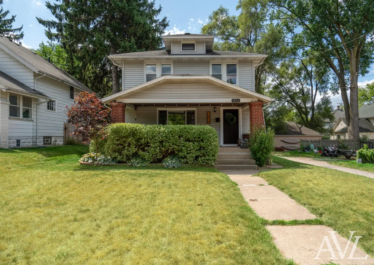 1014 Crescent Street NE, Grand Rapids, MI 49503 - #1