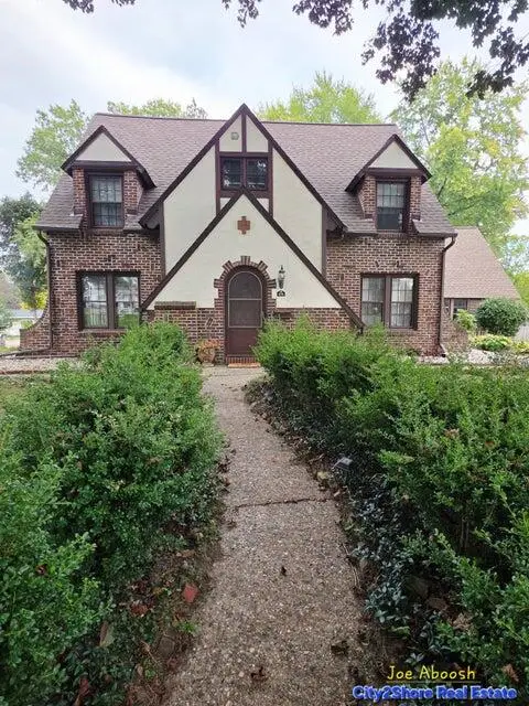 175 S Ridgeway Drive, BattleCreek, MI 49015