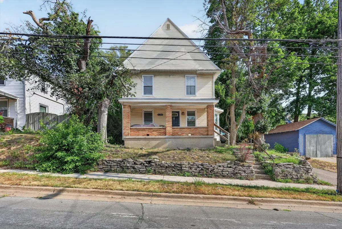 909 Hall Street SE, Grand Rapids, MI 49507 - #1