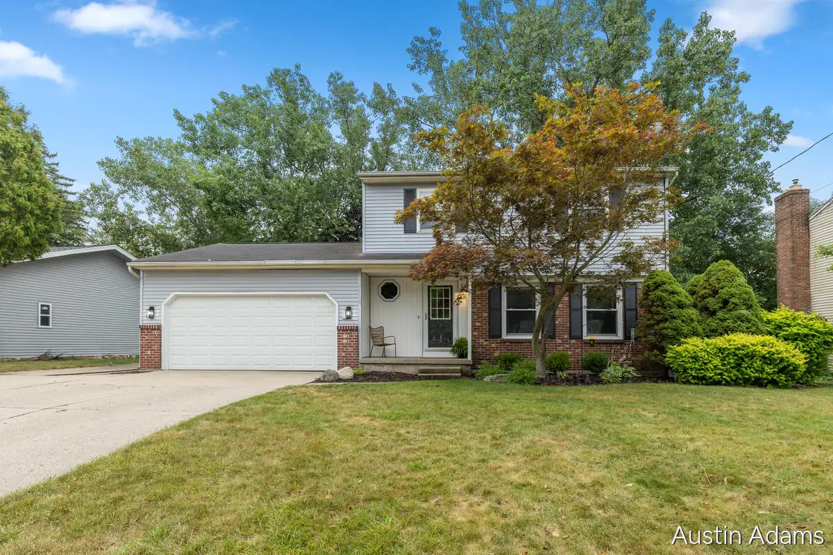 2110 Fawnwood Drive SE, Kentwood, MI No - #1