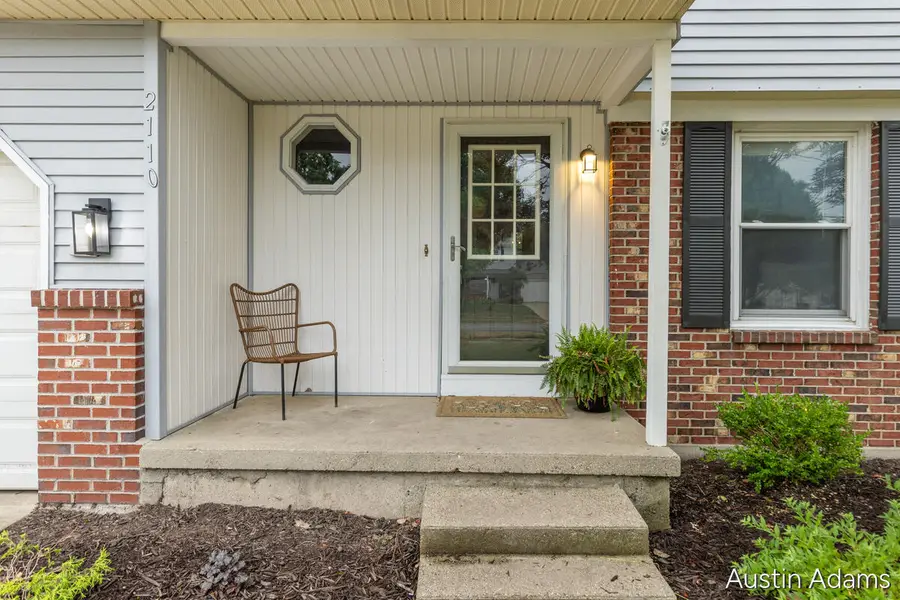 2110 Fawnwood Drive SE, Kentwood, MI No - #3