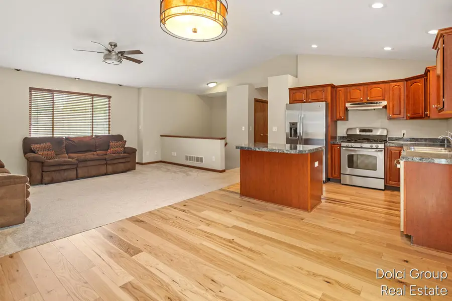 303 Regent Street SE, Kentwood, MI 49548 - #3