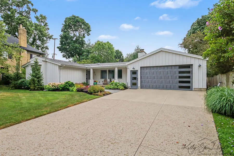 818 Iroquois Drive SE, Grand Rapids, MI 49506 - #3