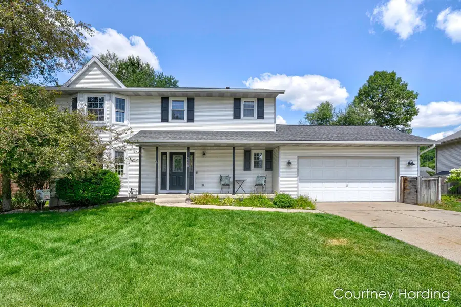 3729 Mesa Court NE, Rockford, MI 49341 - #2