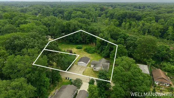 1019-1021 Elizabeth, Saugatuck, MI 49453