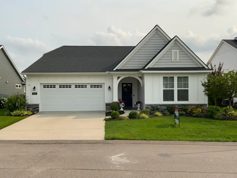 2942 Isle Water Drive, Belmont, MI 49306 - #3