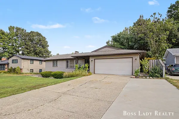 3525 Yellowstone Drive SW, Grandville, MI 49418