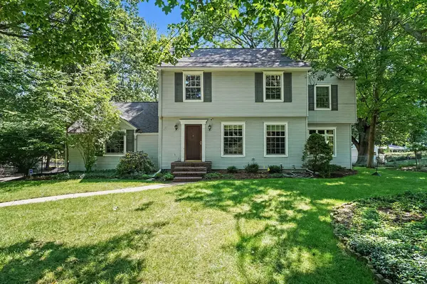 1110 Oakleigh Avenue NW, GrandRapids, MI 49504