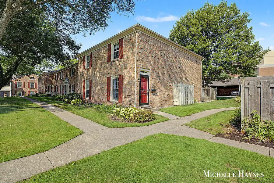 1857 Georgetown Drive SE Building: 2 Unit: 16, Grand Rapids, MI 49506 - #2