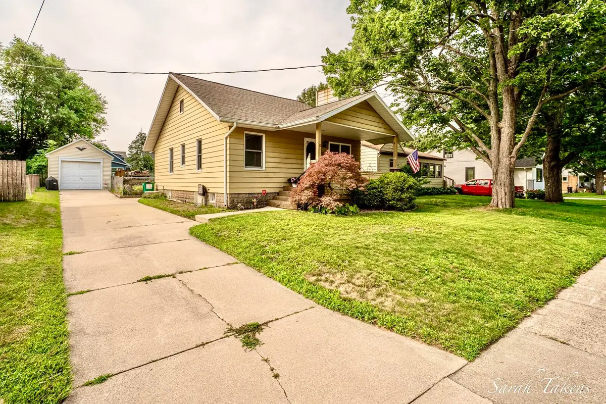 116 35th Street SE, Grand Rapids, MI 49548 - #1