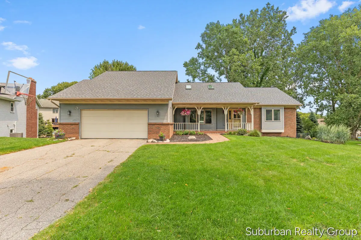 2543 Glencairin Drive NW, Grand Rapids, MI 49504 - #1