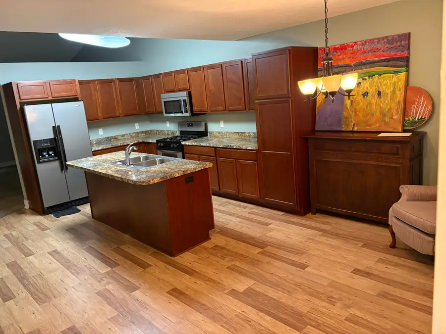 4207 Sand Valley Drive NE Building: E Unit: 9, Rockford, MI 49341 - #2